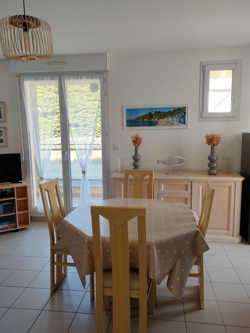 Les Terrasses Du Chateau 바르네빌카테레 외부 사진